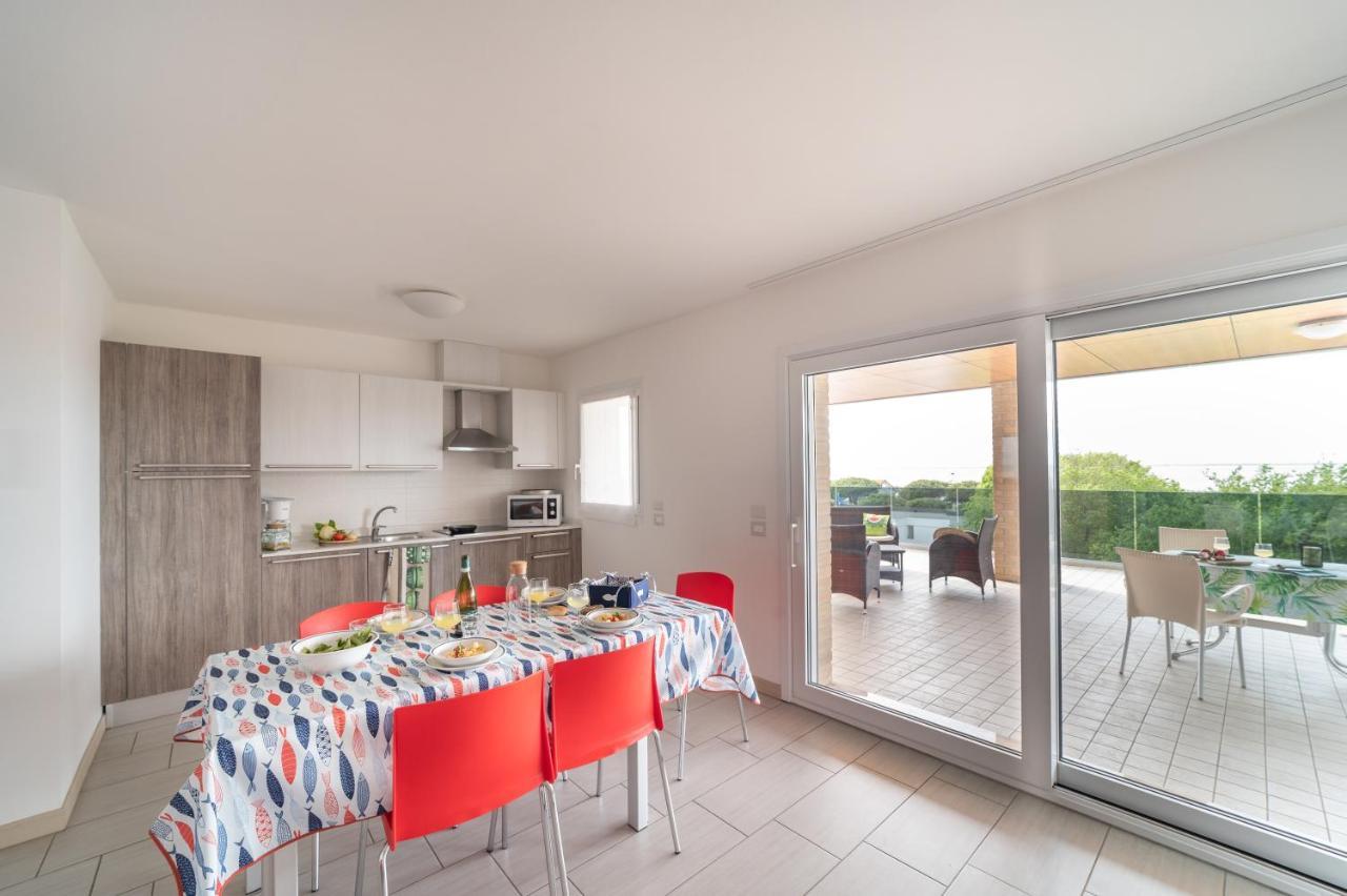 Residenza Monica Lägenhet Lignano Sabbiadoro Exteriör bild