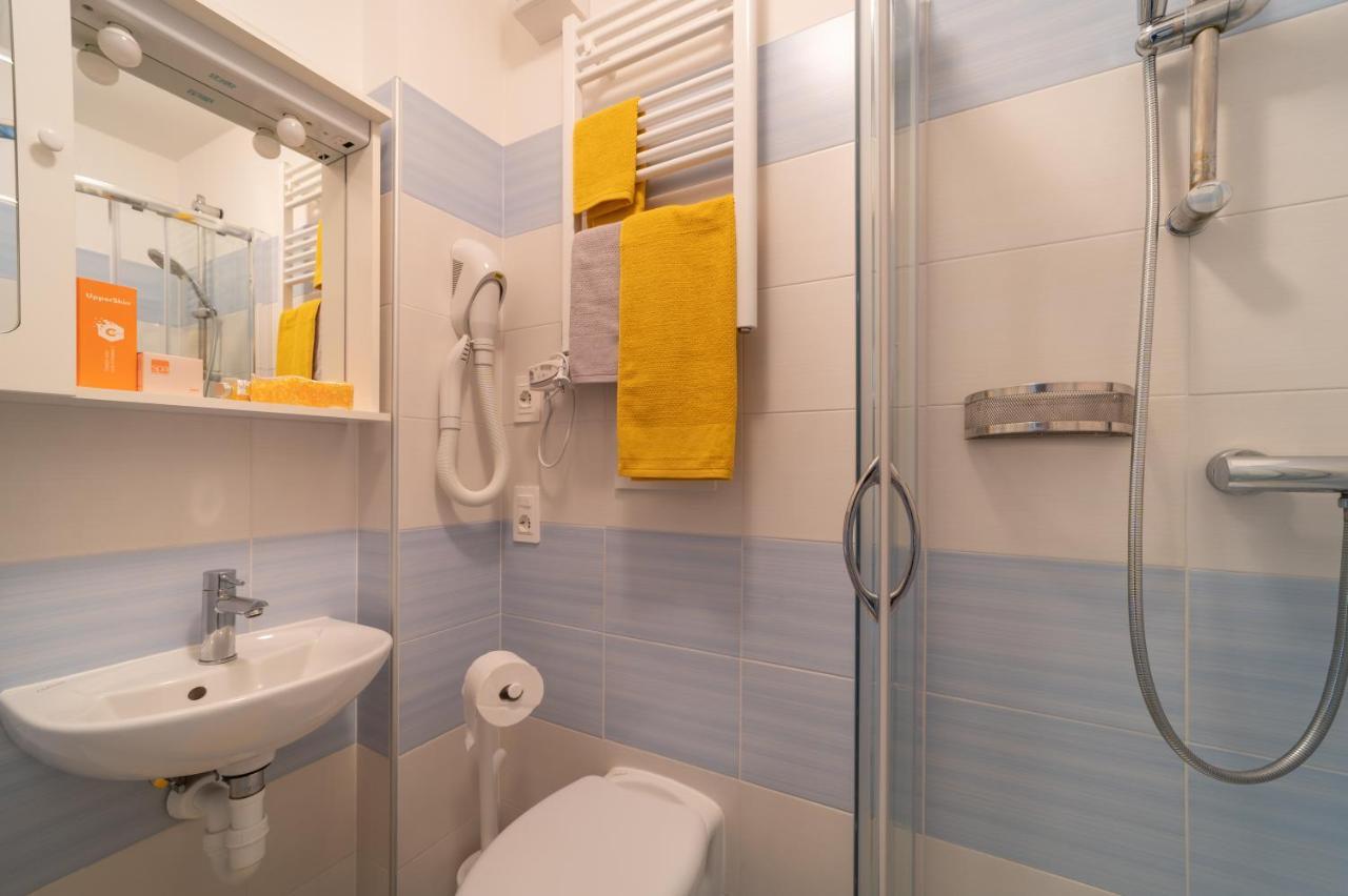 Residenza Monica Lägenhet Lignano Sabbiadoro Exteriör bild